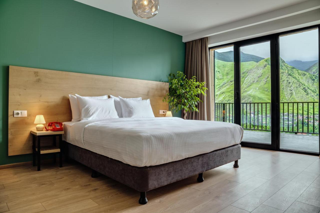 Hotel Intourist Kazbegi Zewnętrze zdjęcie