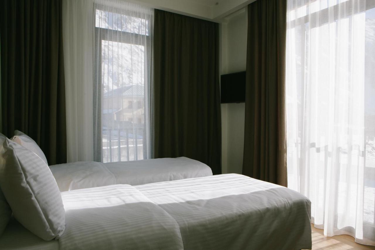 Hotel Intourist Kazbegi Zewnętrze zdjęcie